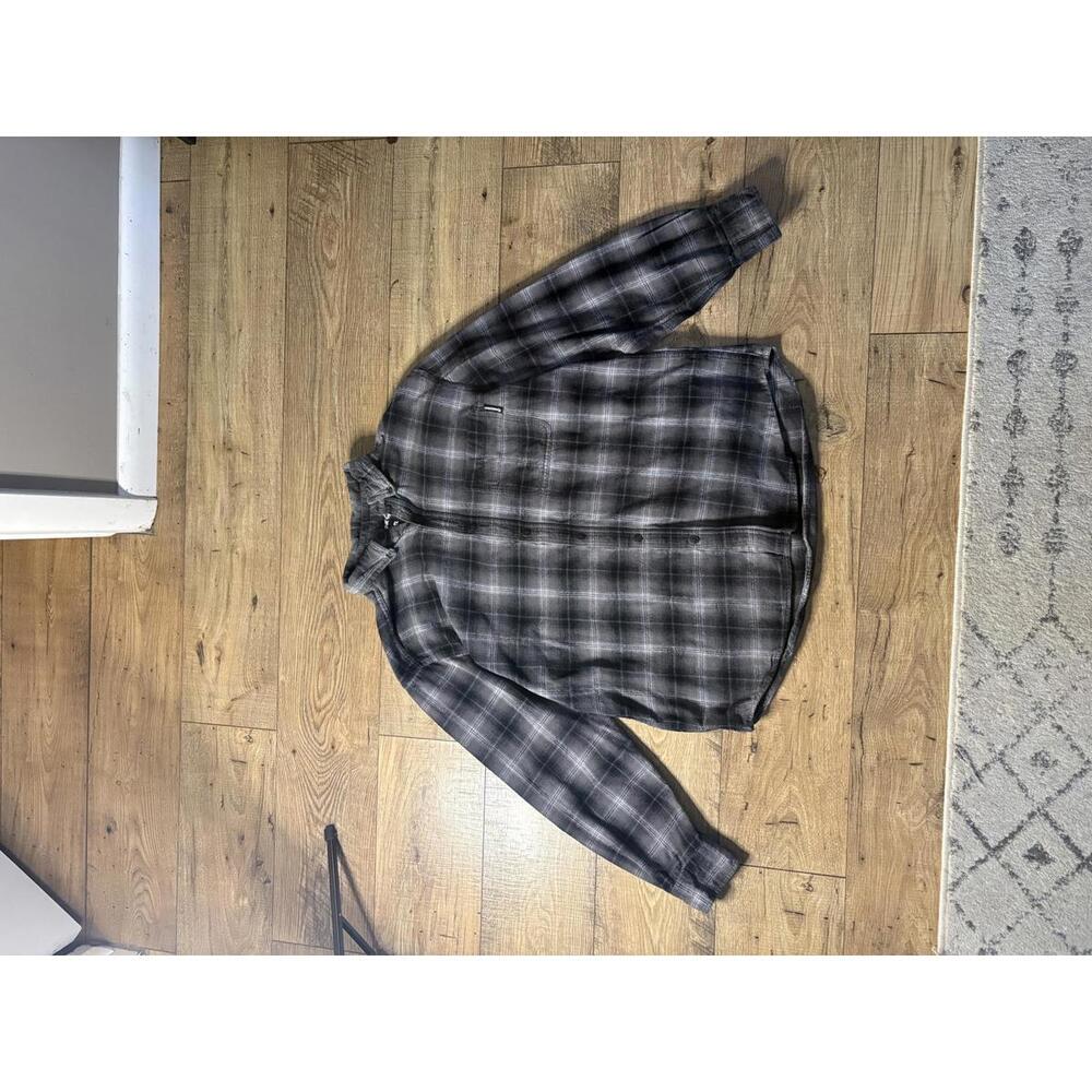 Cozy Black and Gray Plaid/Flannel Casual Shirt Wolverine Men's Extra Large